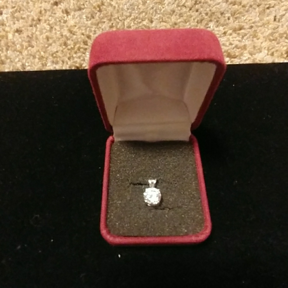 Sterling silver .925 cubic zirconia pendant